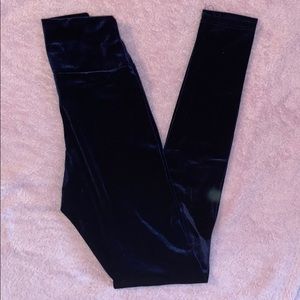 Navy high-waisted velvet leggings